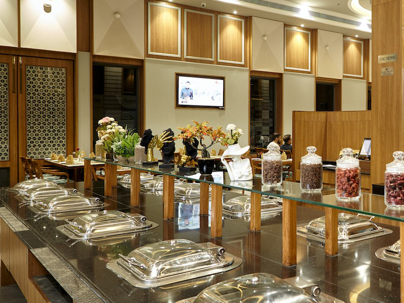 Indulge in Diverse Global Flavors within an Elegant Ambiance, Creating Memorable Dining Moments.